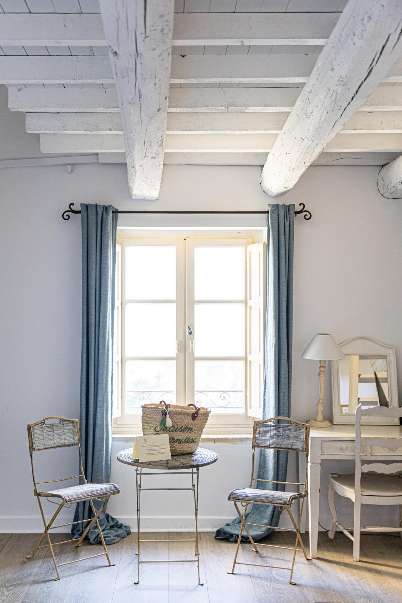 Maison Bournissac Noves Екстериор снимка