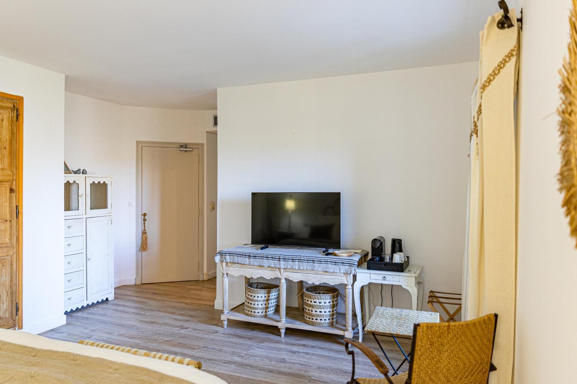 Maison Bournissac Noves Екстериор снимка