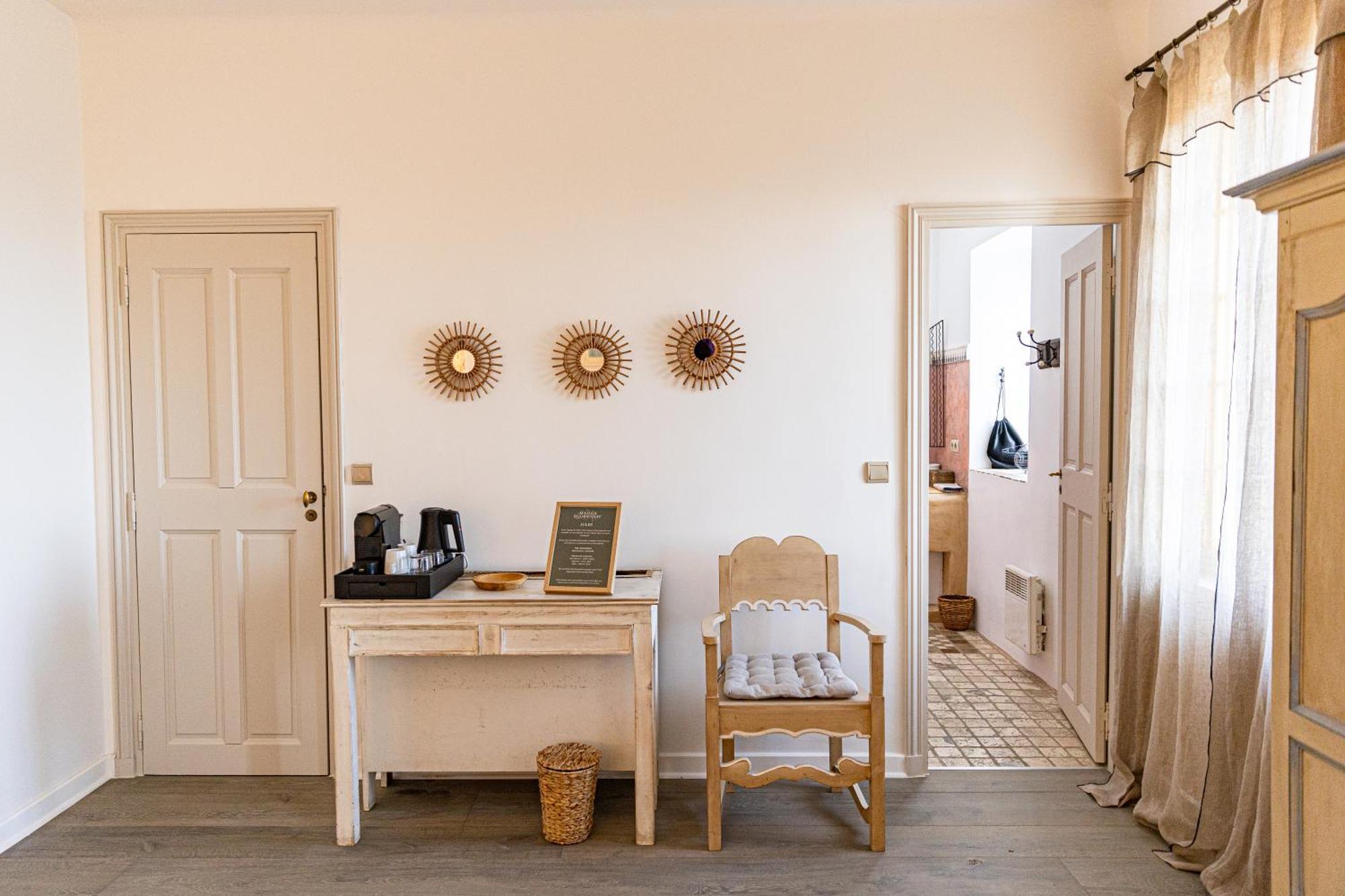 Maison Bournissac Noves Екстериор снимка
