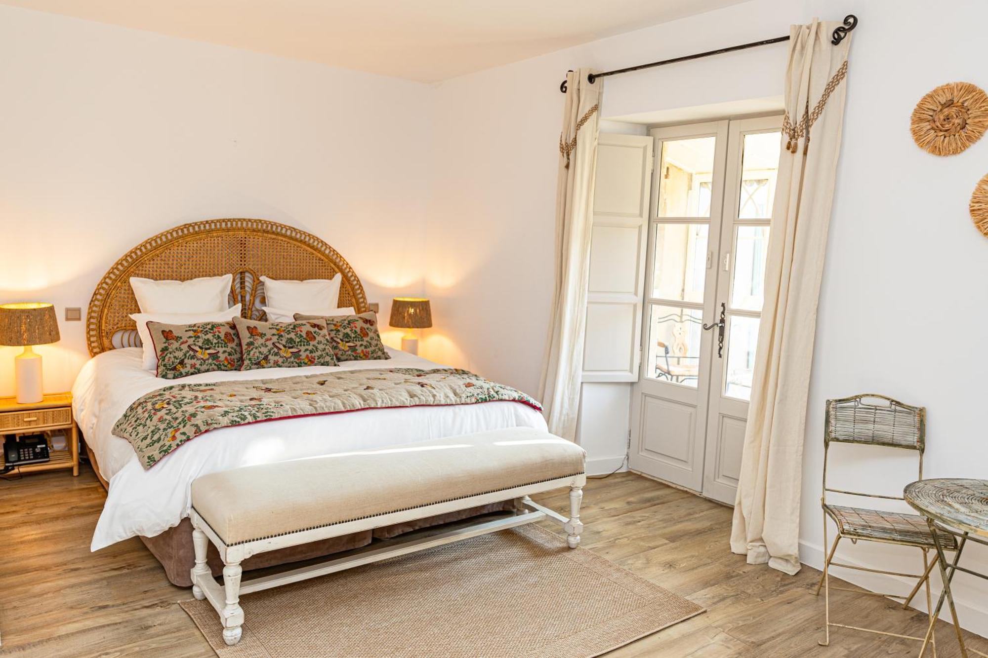 Maison Bournissac Noves Екстериор снимка